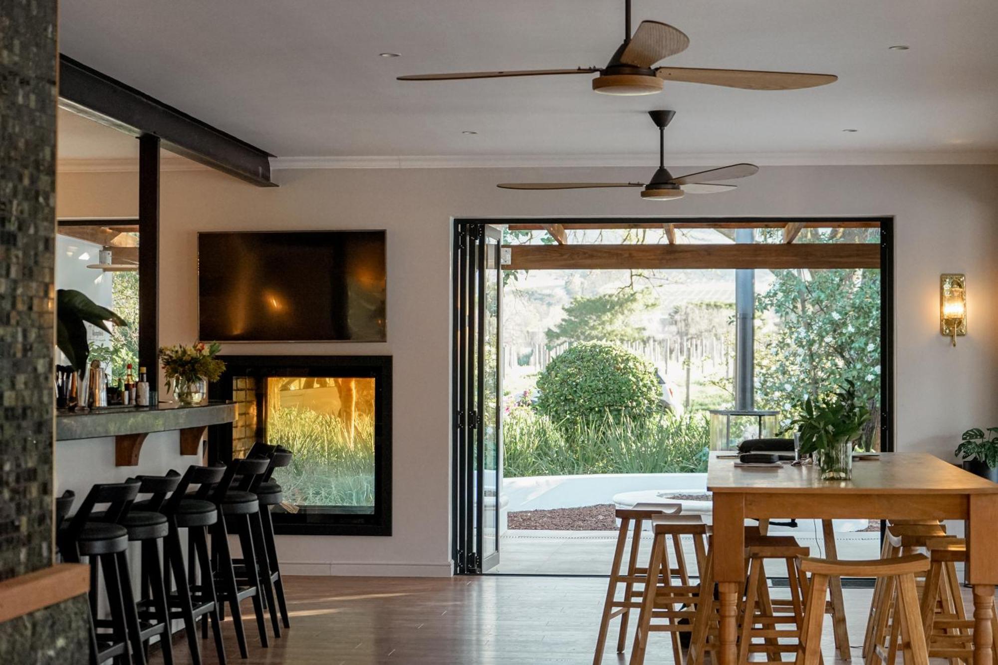 Vrede En Lust Estate * Simondium